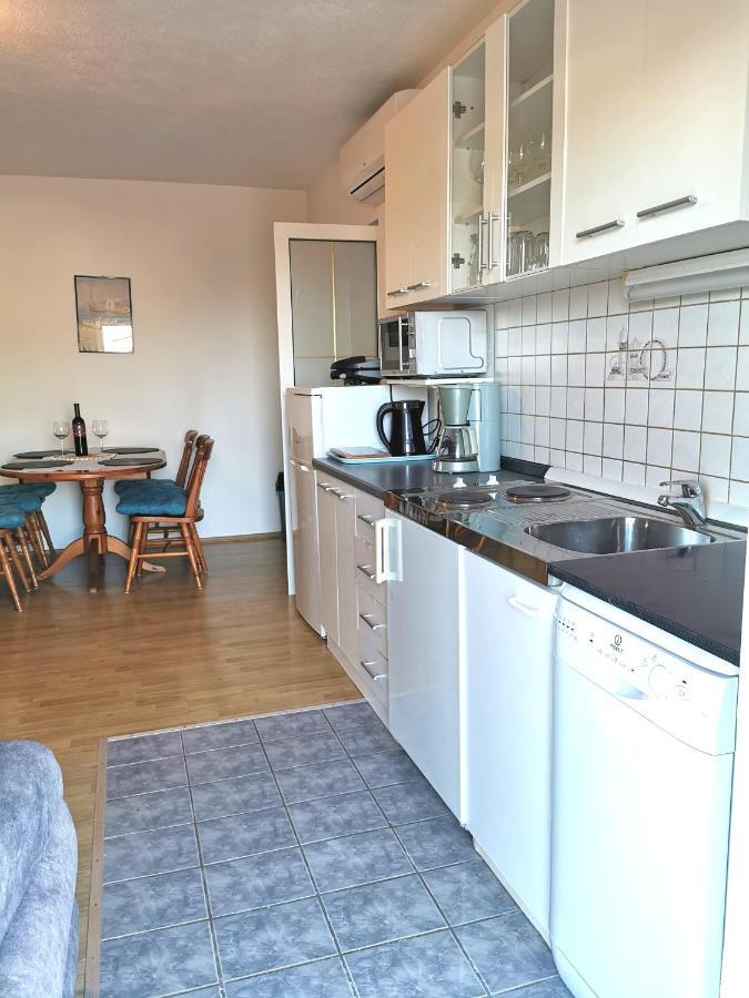Apartmani Gabi Cesarica Exteriér fotografie