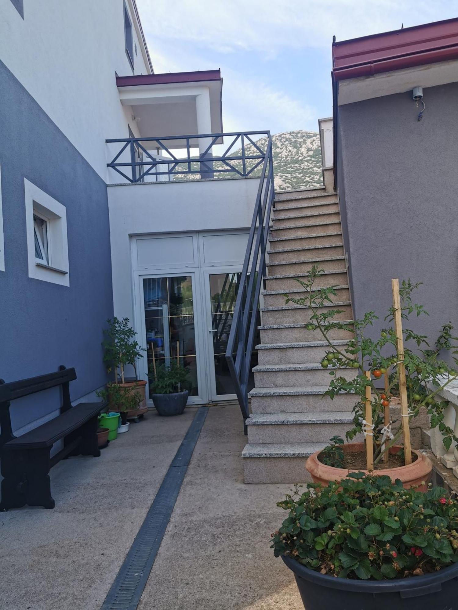 Apartmani Gabi Cesarica Exteriér fotografie