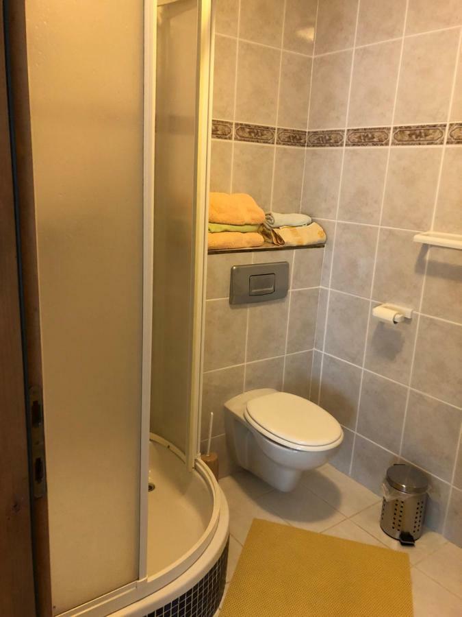 Apartmani Gabi Cesarica Exteriér fotografie