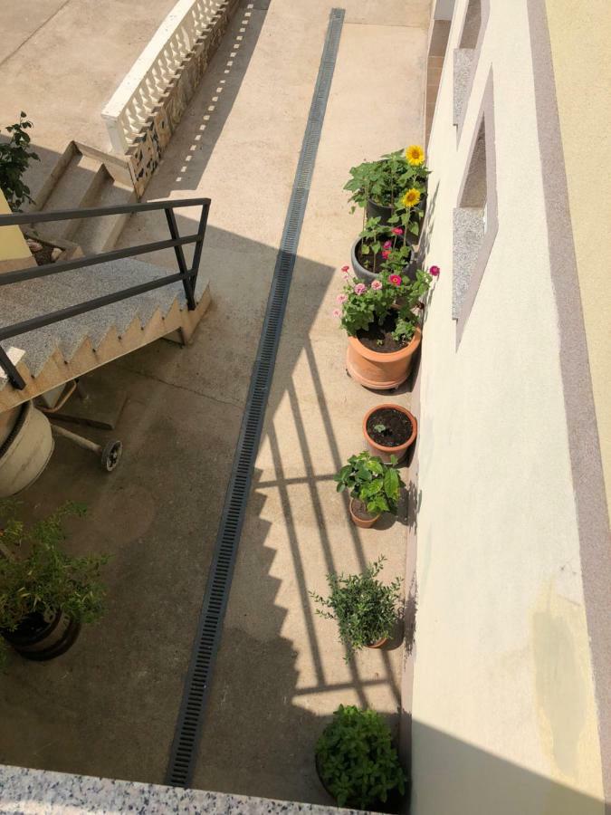 Apartmani Gabi Cesarica Exteriér fotografie