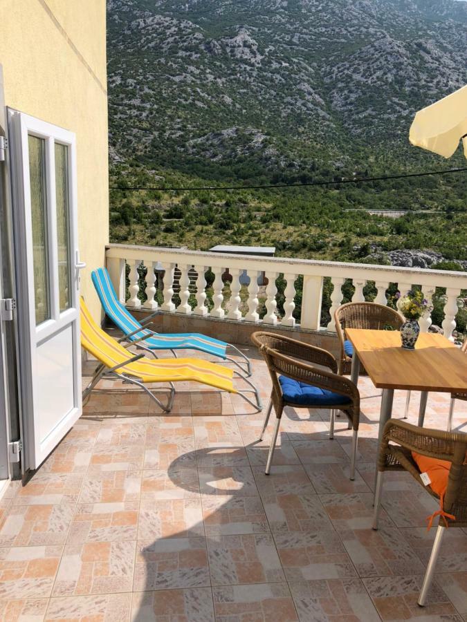 Apartmani Gabi Cesarica Exteriér fotografie